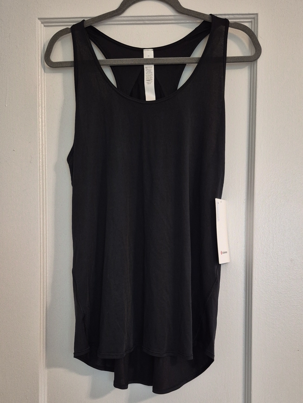 Lululemon Essential Tank Pleated In Black